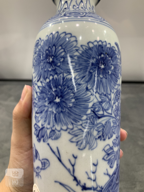 明崇祯青花淡描梅竹花鸟纹筒瓶 - 图9